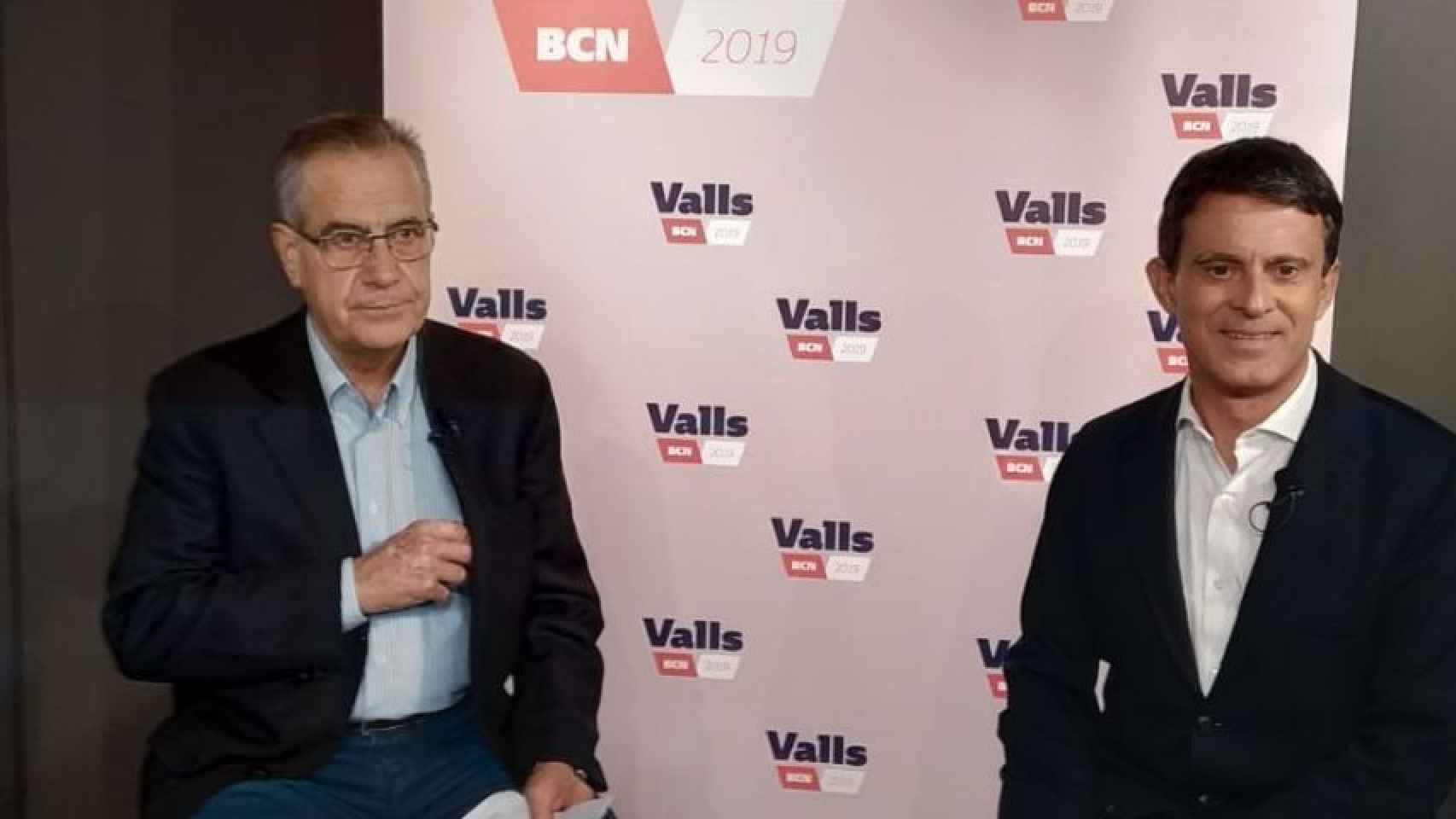 Celestino Corbacho y Manuel Valls, en un acto de precampaña en Barcelona / JORDI SUBIRANA