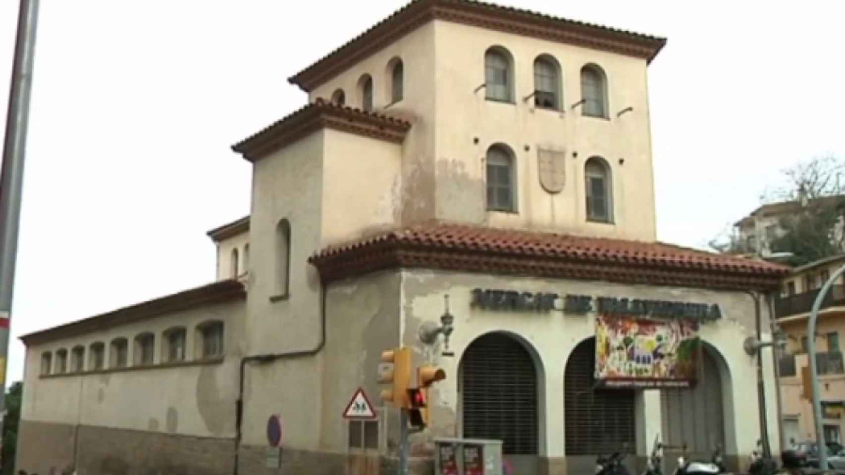 Fachada del antiguo mercado de Vallvidrera, ubicado en la parte alta de Barcelona