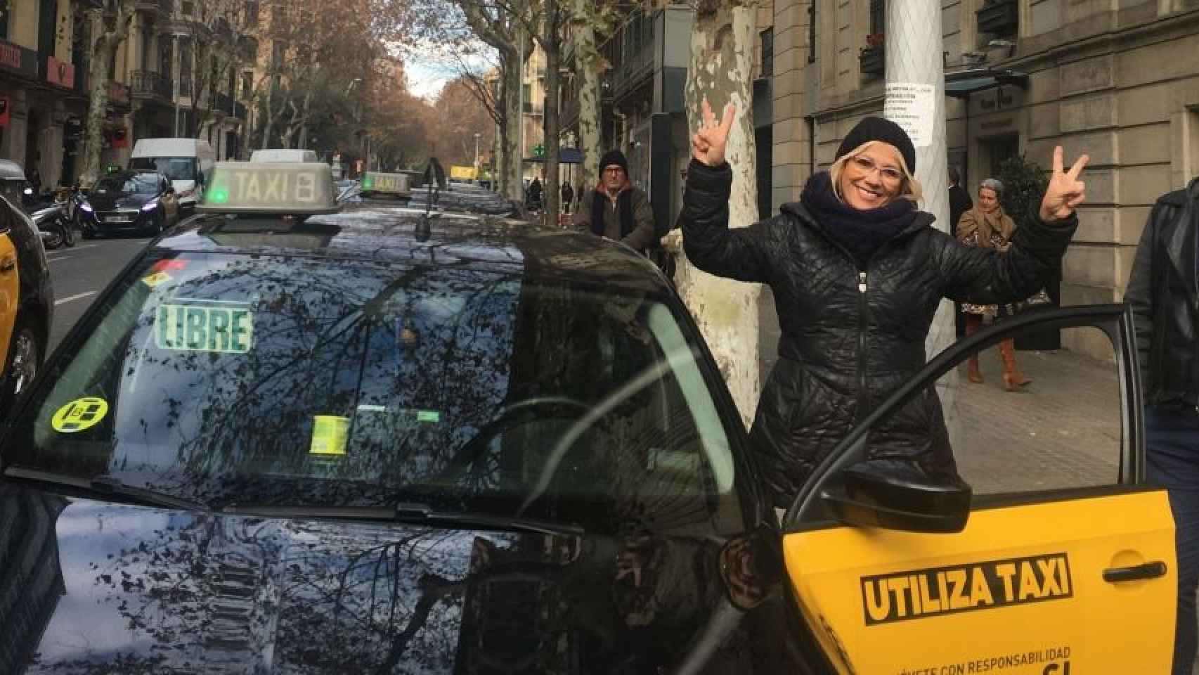 Una taxista en Barcelona / PAULA BALDRICH