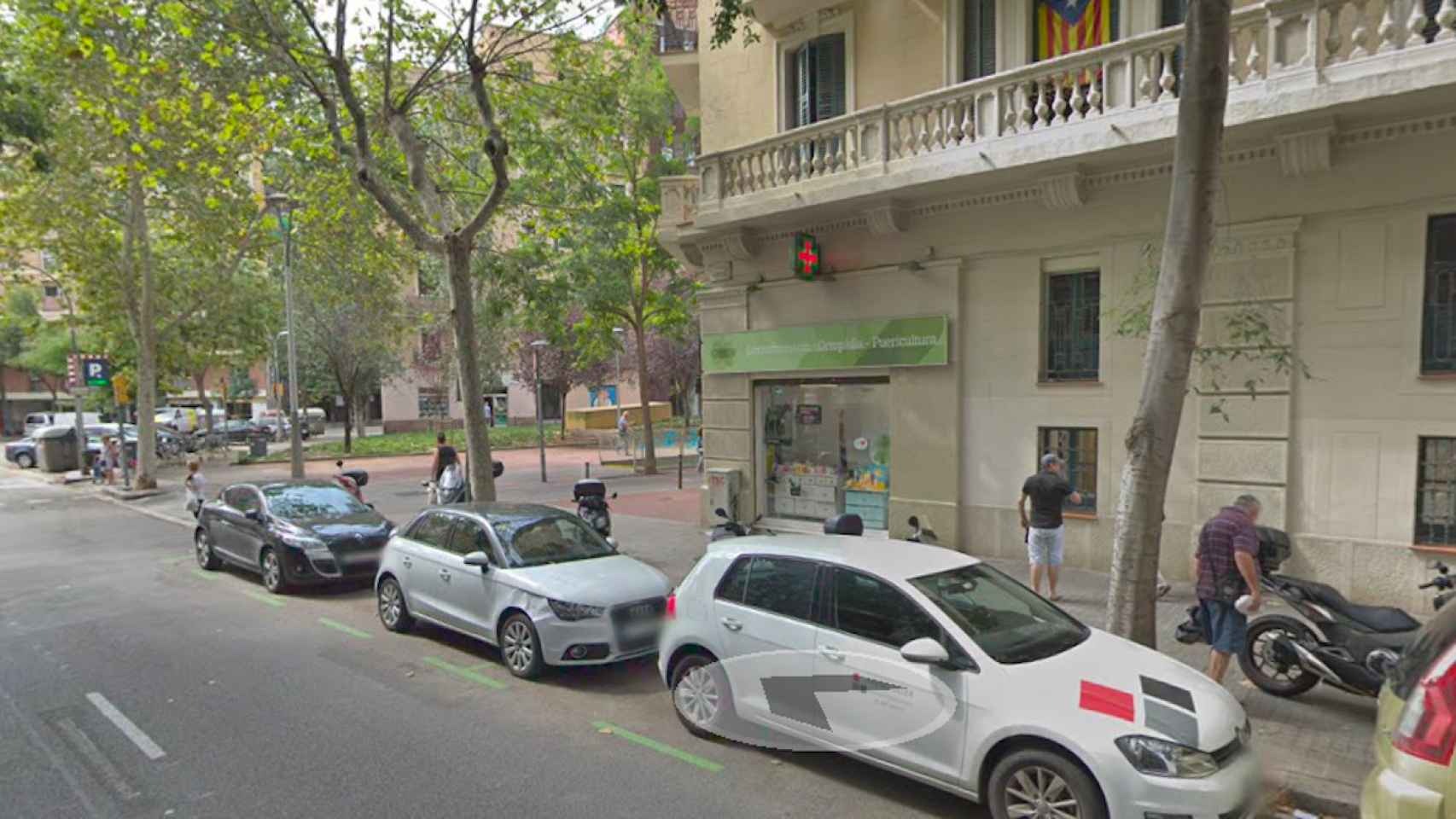 Calle Entença en la que han aparecido apuñalados los dos hombres / GOOGLE MAPS