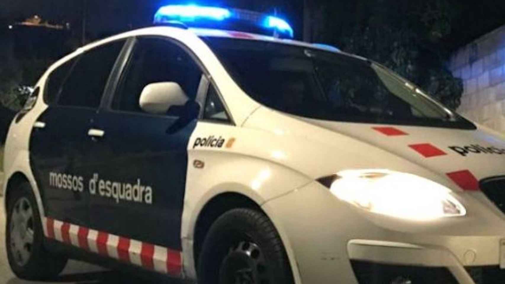 Un vehículo de los Mossos d'Esquadra