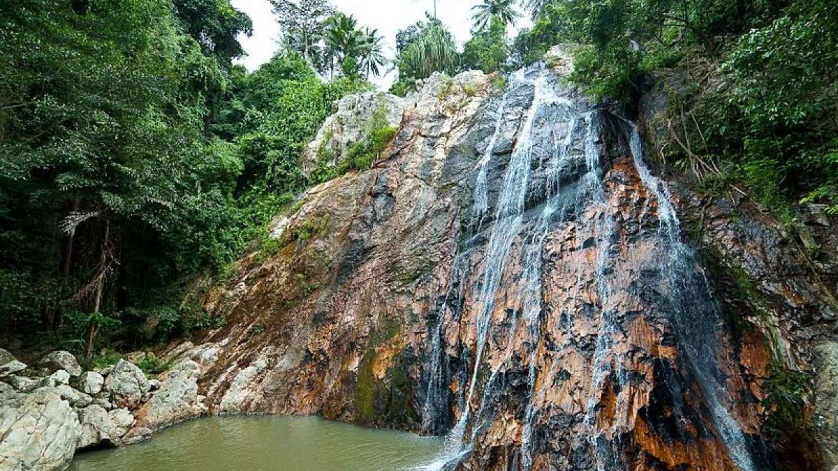 Cascada Na Muang 2, ubicada en la isla tailandesa de Ko Samui / EFE