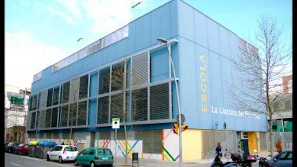 La escuela Llacuna de Barcelona / AYUNTAMIENTO DE BARCELONA