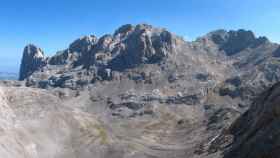 Vista panorámica de las montañas de los Picos de Europa