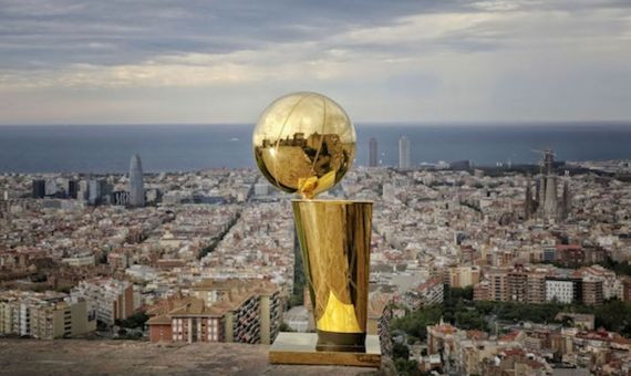 El trofeo de la NBA, en los bunkers del Carmel 