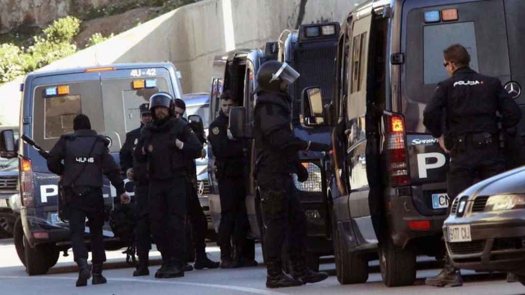 Agentes de la Policía Nacional en una foto de archivo / EFE