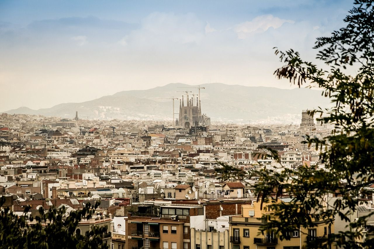 Imagen de la ciudad de Barcelona, escenario para una gran cantidad de libros / PIXABAY