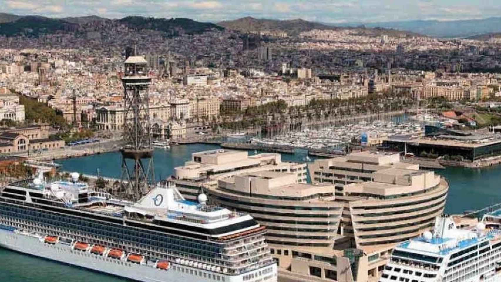 Cruceros en el Port de Barcelona