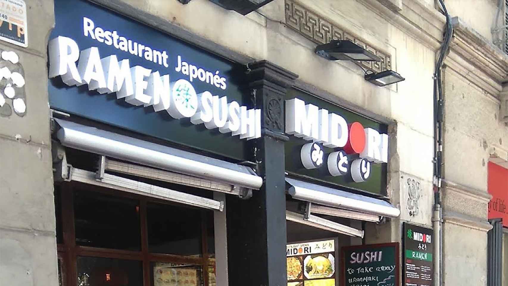 Fachada de Midori, el restaurante en el que el cocinero acuchilló una docena de veces a un cliente