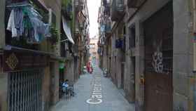 Calle Sant Climent del Raval, en la que se ha producido la brutal agresión con un trozo de botella de vidrio / GOOGLE MAPS