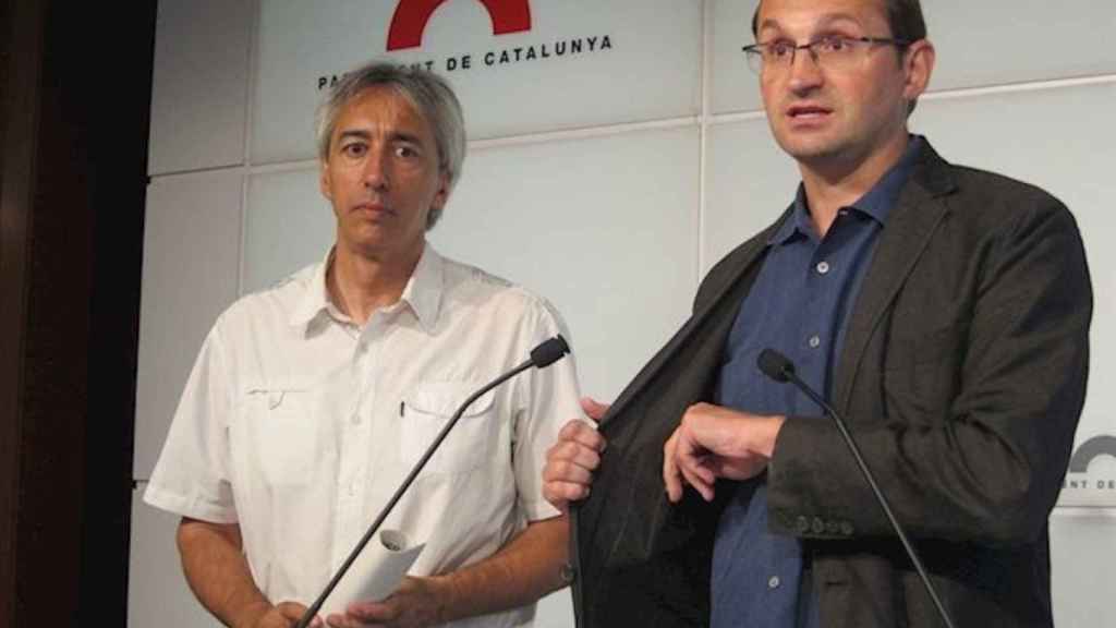 David Companyon (izquierda) con Joan Herrera, en una imagen de archivo / EUROPA PRESS