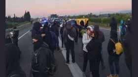 Los CDR intentan bloquear una autopista / SCC