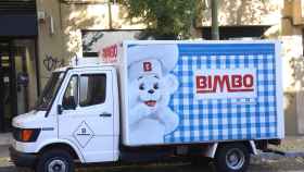 Camión de reparto de la empresa Bimbo-Donut