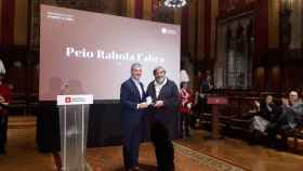 Entrega de la Medalla de Oro de Barcelona al nieto de Pompeu Fabra / EUROPA PRESS