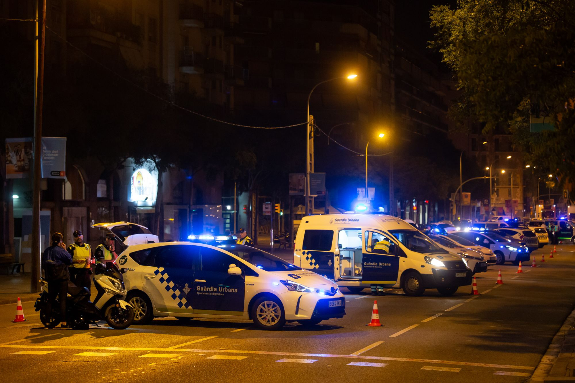 Macrocontroles de la Guardia Urbana en Barcelona / GUARDIA URBANA vía TWITTER