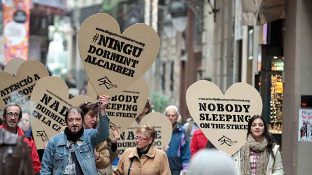 Manifestación contra la desigualdad social y por el cambio para que se evite que haya personas sintecho / ARRELS