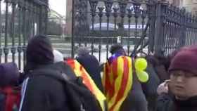 Grupos de independentistas entran en la Ciutadella / BETEVÉ CDR GÒTIC RAVAL