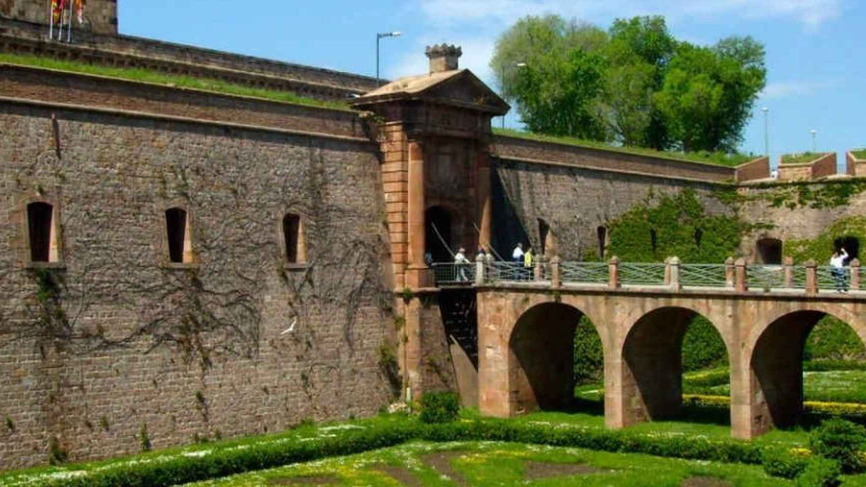 Puente de acceso al Castillo de Montjuïc / ARCHIVO