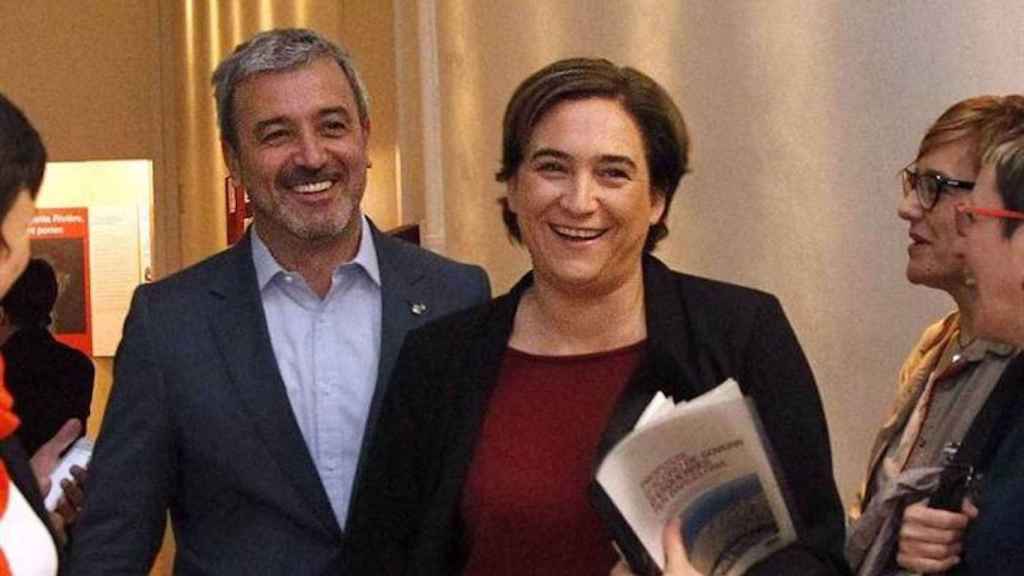 Ada Colau (BComú) y Jaume Colllboni (PSC) en una imagen de archivo / EFE