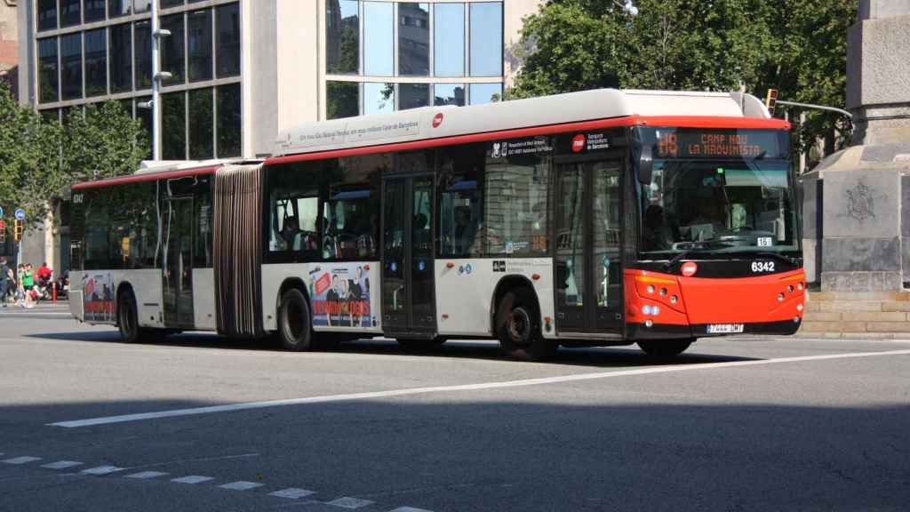 Un autobús de TMB de la línea H8