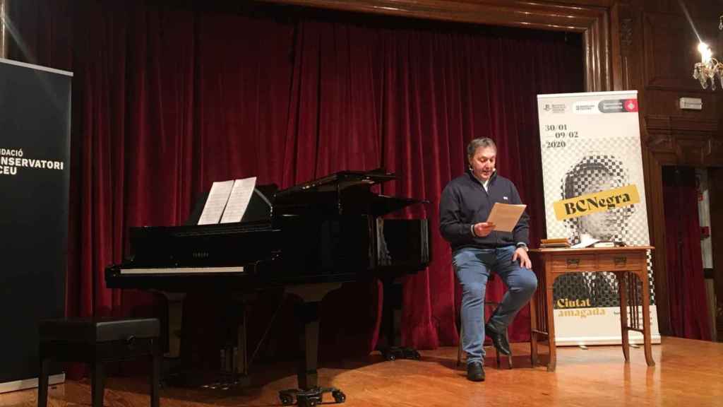 El comisario de la edición Carlos Zanón durante la presentación del festival BCNegra / EUROPA PRESS