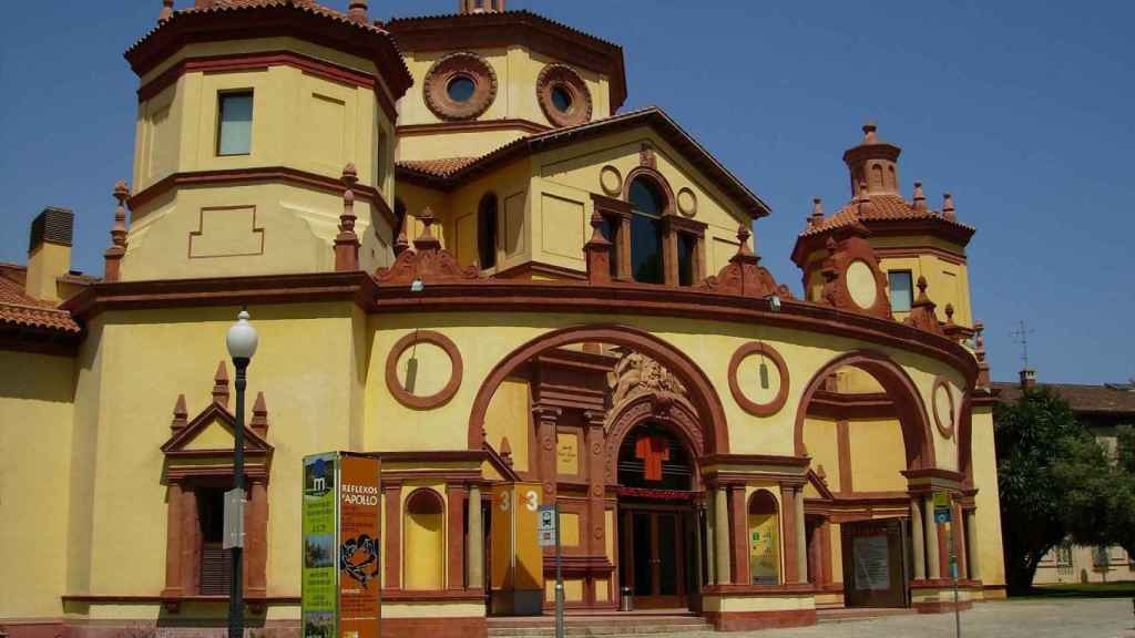 Exterior del Teatre Lliure, en Barcelona / Puigalder - CREATIVE COMMONS 2.0