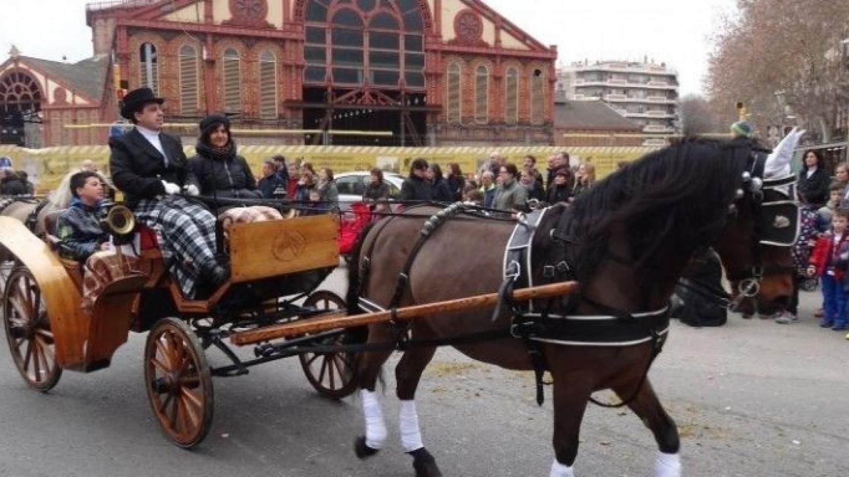 Una imagen de archivo de la Cabalgata dels Tres Tombs de Sant Antoni / ARCHIVO