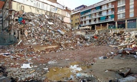 La zona cero del derrumbe del Carmel / EFE