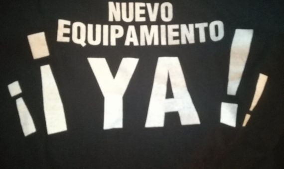 Camiseta de protesta reclamando un nuevo local / CASAL JOVES PROSPERITAT