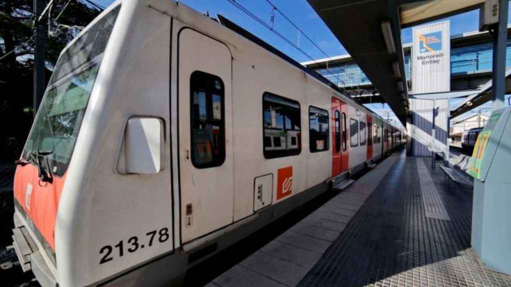 Convoy de FGC en la estación de Martorell / Ferrocarrils