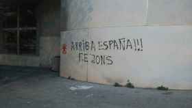 Una pintada fascista en el barrio del Besòs-Maresme / TWITTER DISTRITO DE SANT MARTÍ