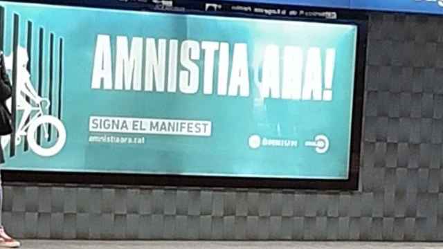 Cartel de la campaña de Òmnium Cultural 'Amnistia Ara' / PP