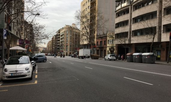 Calle de Pi y Maragall, principal arteria de circulación de Camp d'en Grassot / RP