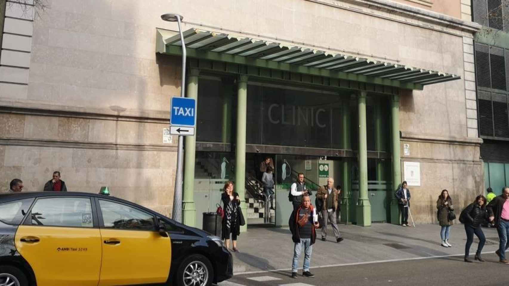 El Hospital Clínic es donde se encuentran la mayoría de los ingresados por coronavirus en Barcelona / GA