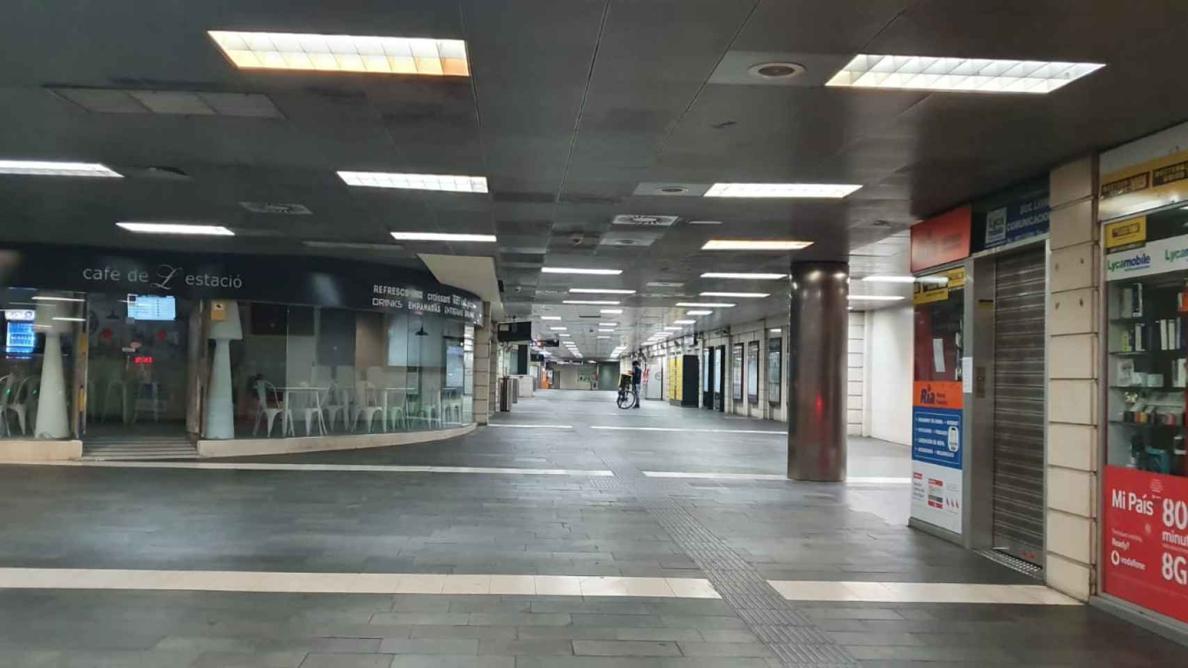 Estación de metro y Renfe