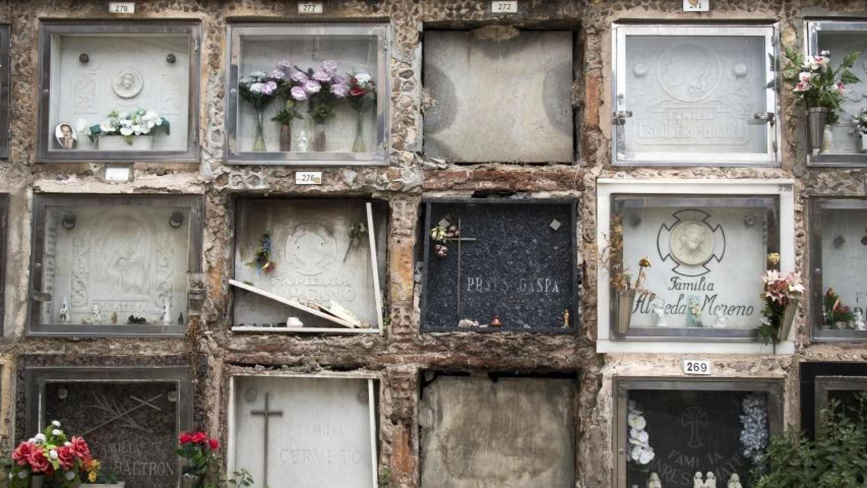 Un bloque del cementerio de Montjuïc / ARCHIVO