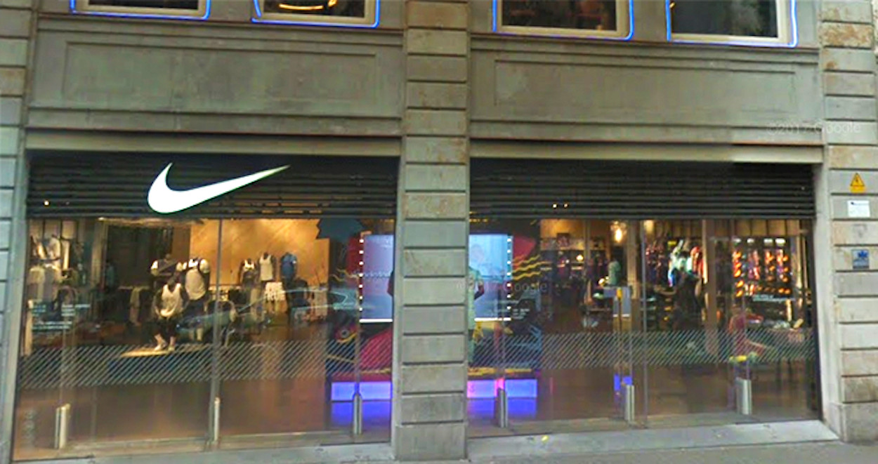 Una de las tiendas que tiene Nike en Barcelona / GOOGLE