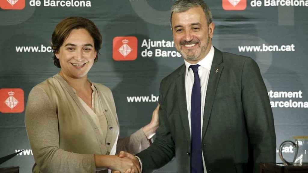 Imagen de archivo de la alcaldesa Ada Colau y el primer teniente de alcaldía, Jaume Collboni / CG