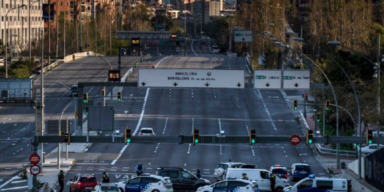 Control de la policía barcelonesa en la avenida Diagonal / GUARDIA URBANA