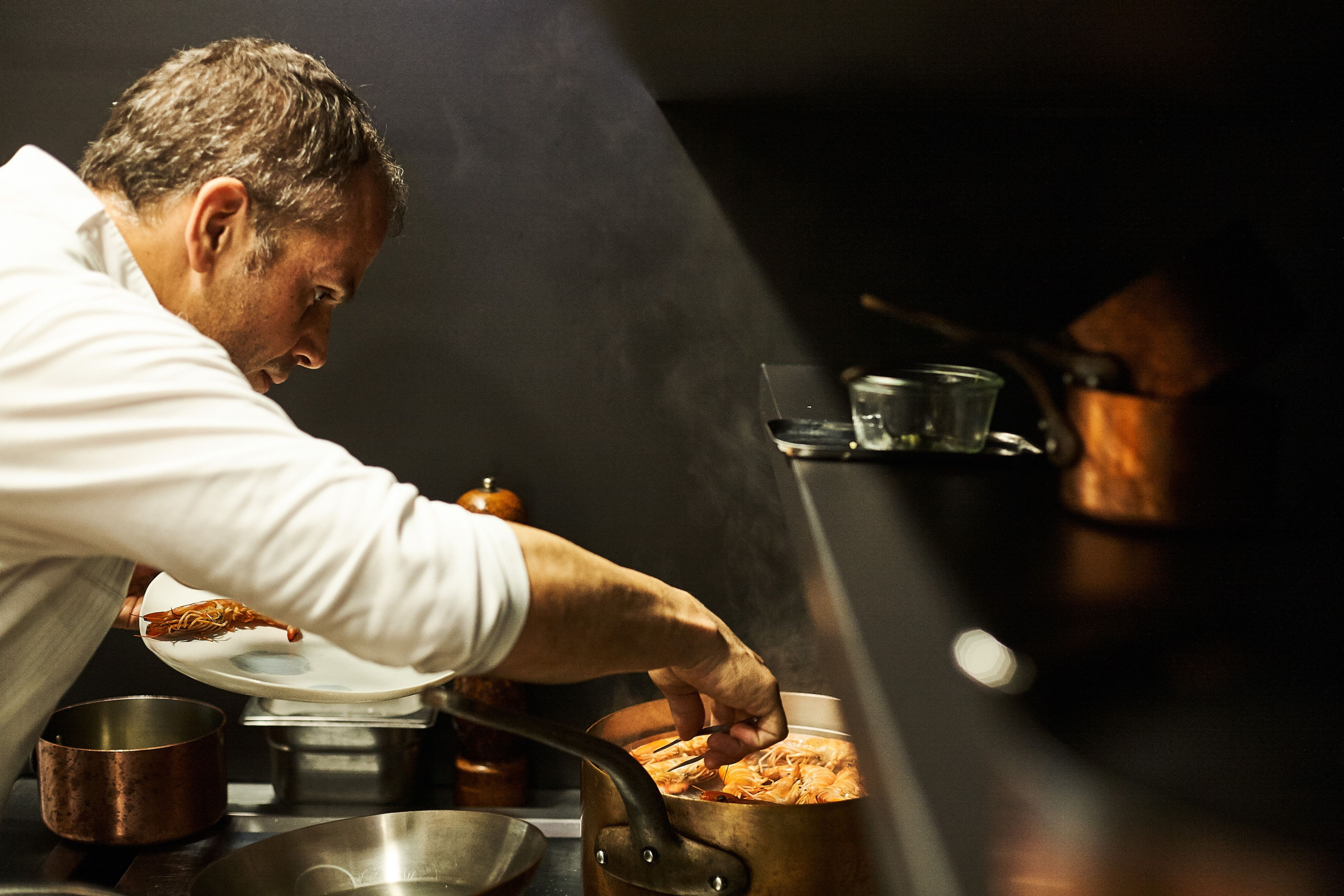 Jordi Vila en su restaurante Alkimia / JOAN PUJOL CREUS