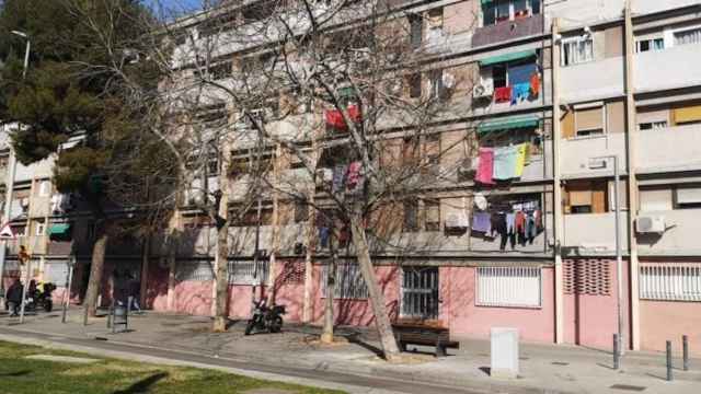 Bloques de viviendas en el barrio del Besòs / GUILLEM ANDRÉS