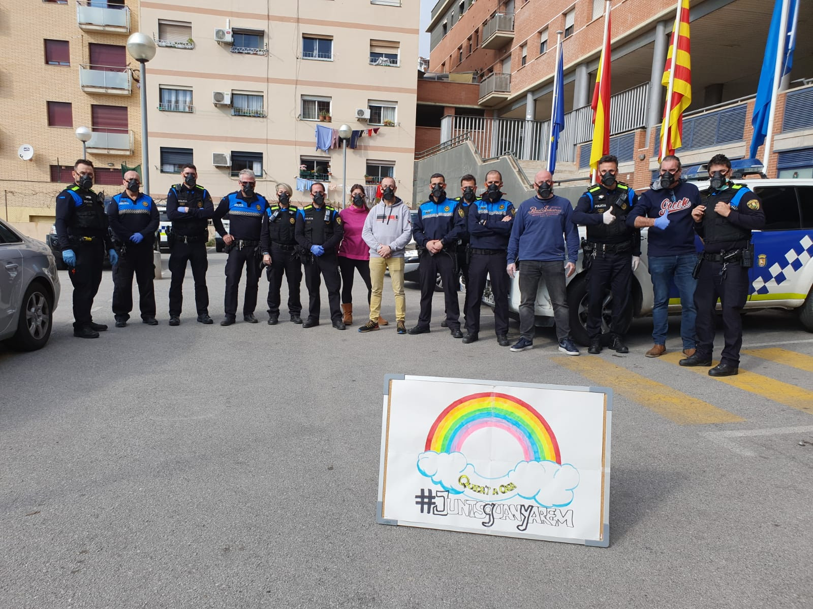 Foto de familia de policías locales de Santa Coloma de Gramenet / AYUNTAMIENTO SANTA COLOMA