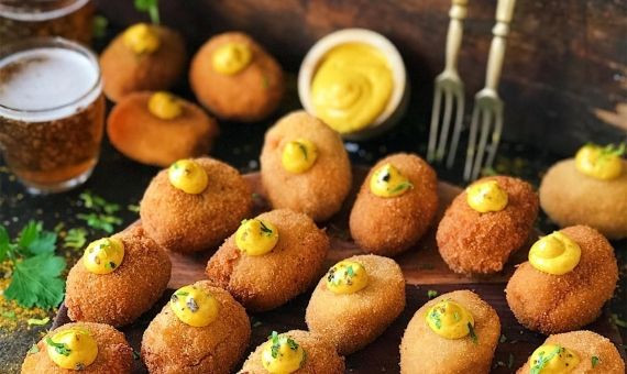 Croquetas, una de las recetas que Laura Ponts ha publicado en su perfil de Instagram / CEDIDA