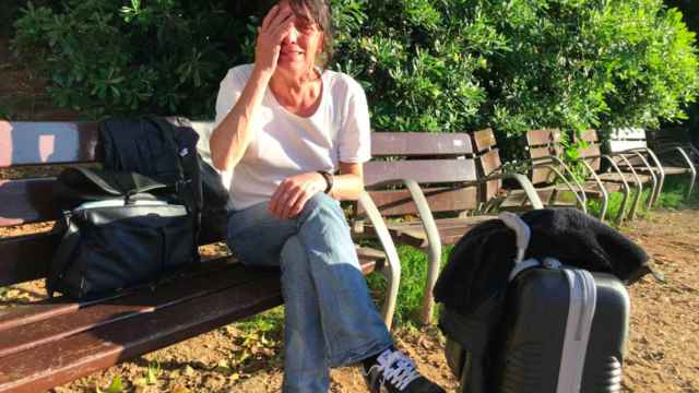 Una imagen de Yolanda, la sintecho olvidada por Ada Colau