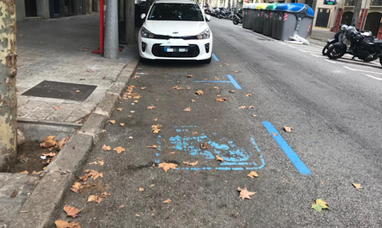 Aparcamiento del área azul en Barcelona / MA