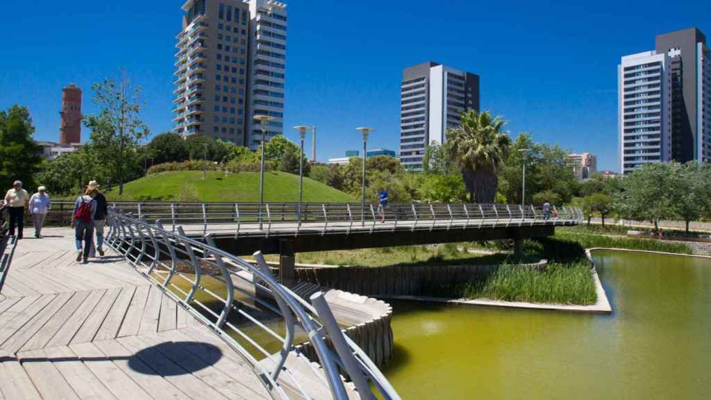 Parque de Diagonal Mar / AJ BCN