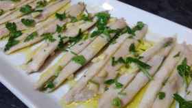 Un plato de boquerones en vinagre