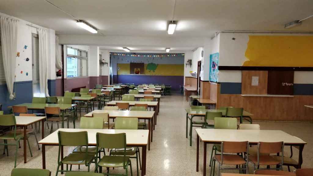 Comedor de la escuela Ferrer i Guàrdia de Barcelona / FERRER I GUÀRDIA