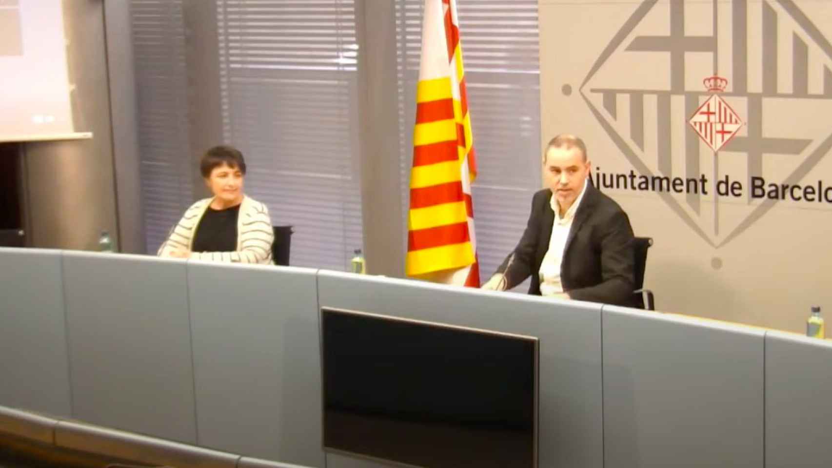 Rosa Alarcón y Eloi Badia, en la rueda de prensa de este lunes / AJ. DE BCN