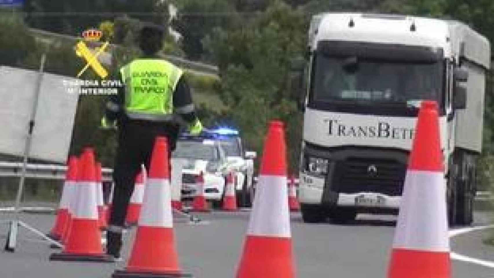 La Guardia Civil en un control durante el estado de alarma